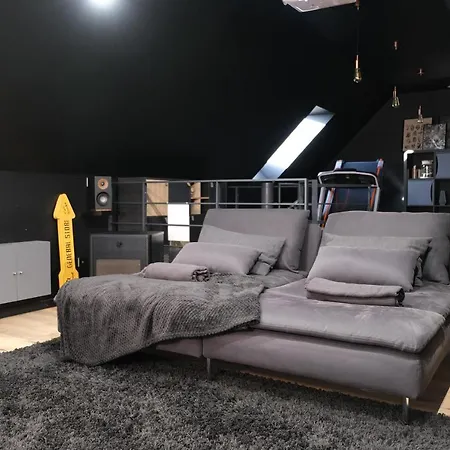 Villa Family Cinema